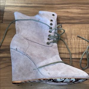 Betsey Johnson boots